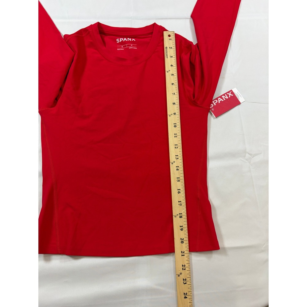 Spanx SPANXsmooth OnForm Long Sleeve Top Red Crew Neck Thumbholes Medium NEW - Picture 8 of 14